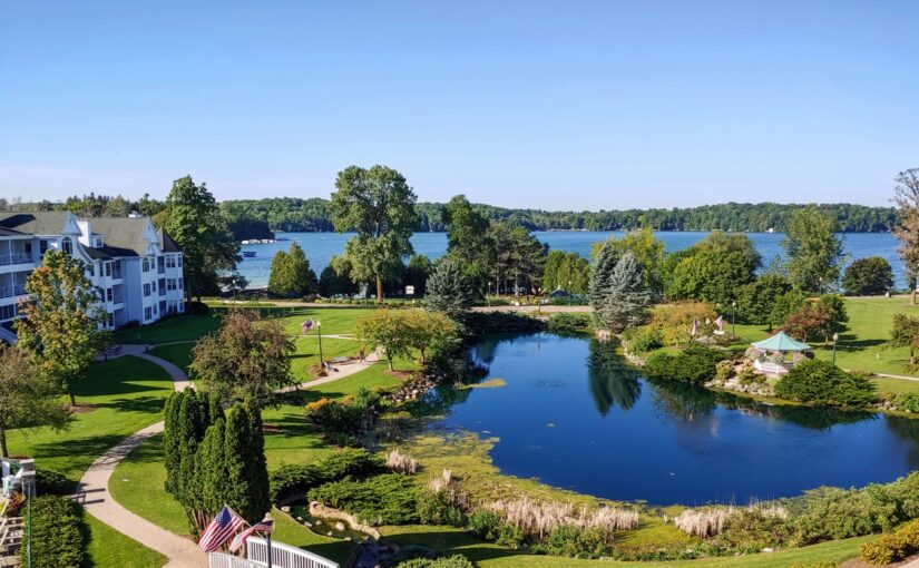 Lakeview landscape shot of the Osthoff Resort